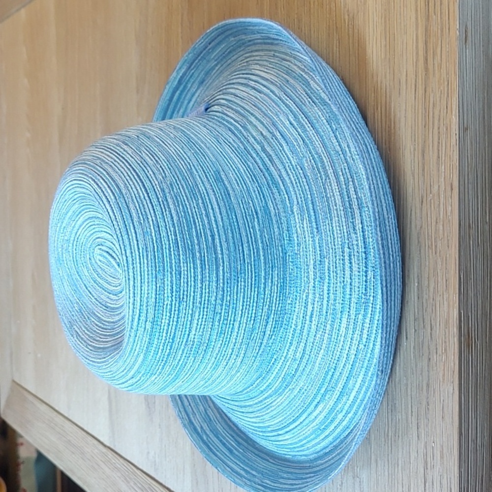 Wallaroo Hat Company | Sydney Sun Hat in Light Blue Never Worn - Picture 8 of 10